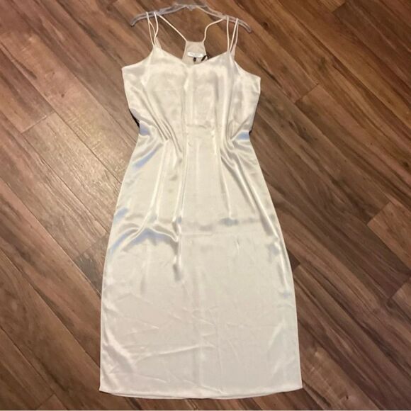 HALSTON HERITAGE NWT Sleeveless Double-Strap Satin Slip Maxi Dress Large - Picture 1 of 12